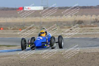 media/Feb-19-2022-Cal Club SCCA Super Tour (Sat) [[420969159b]]/Group 3/Race (Grapevine)/